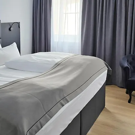Dormero Hotell 4*